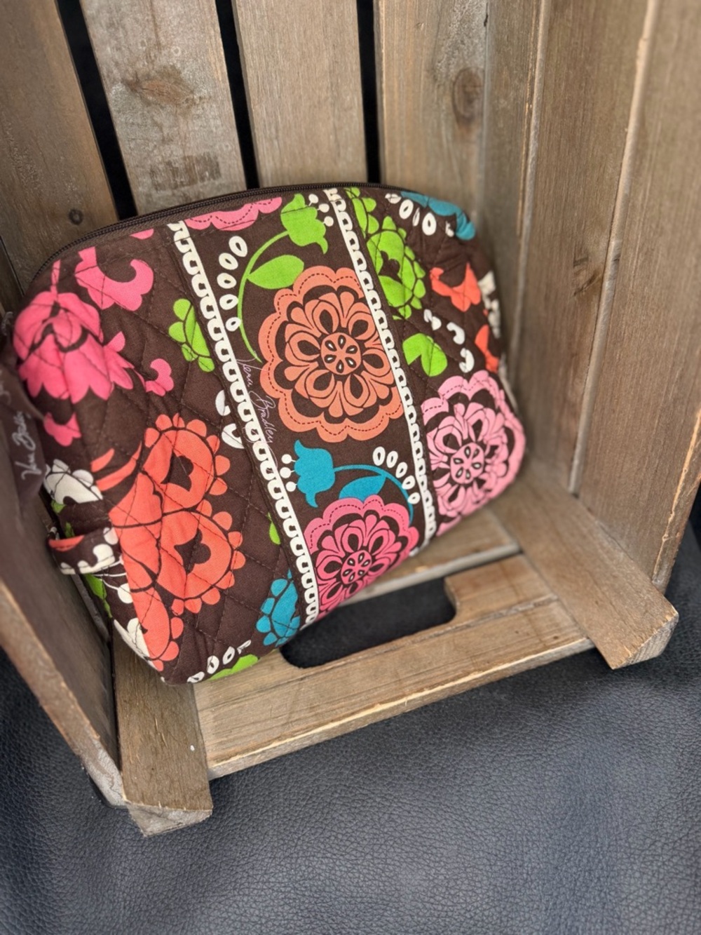 EUC Vera Bradley Quilted Floral Cosmetic Pouch in Lola (Ret) Pattern - Picture 2 of 2